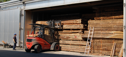 Holz-Dreier: Holzbild, Holzlagerung